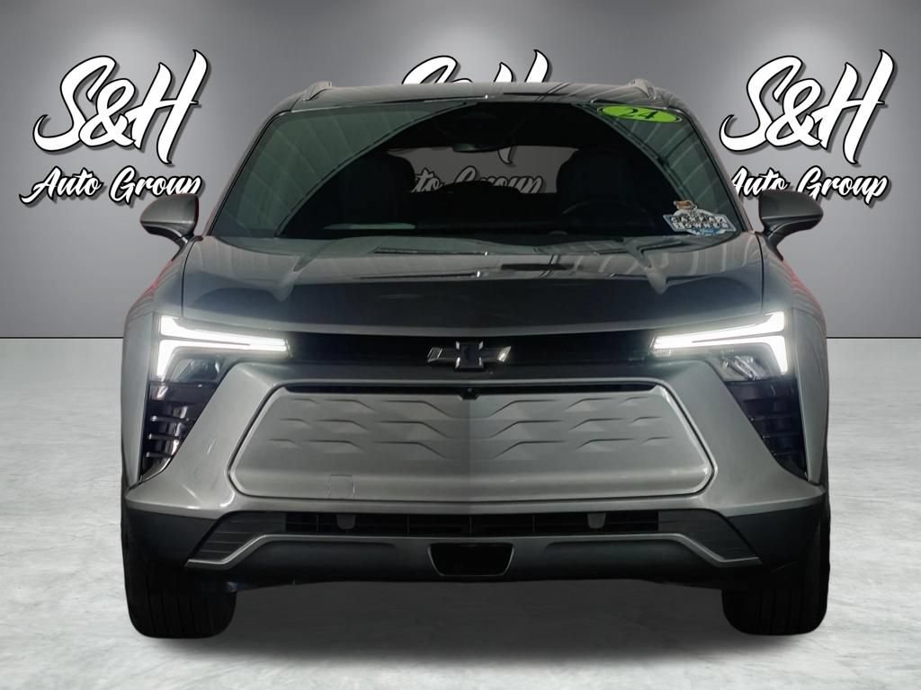 Used 2024 Chevrolet Blazer EV LT AWD/4WD image 18