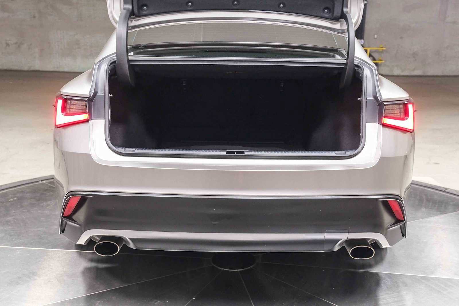 Used 2021 Lexus IS 300 w/ Accessory Package RWD image 31