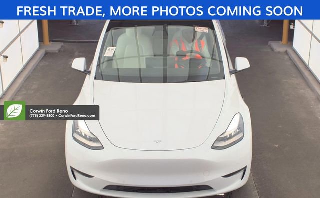 Used 2021 Tesla Model Y Long Range image 2