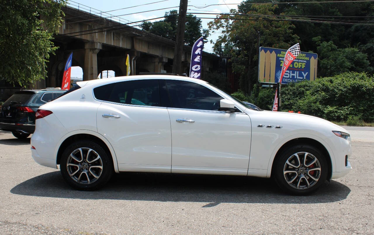 Used 2020 Maserati Levante image 8