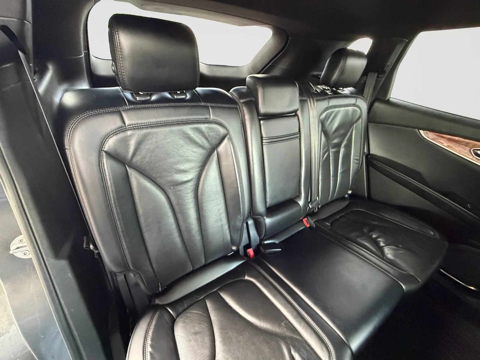 Used 2018 Lincoln MKX Reserve AWD/4WD image 18