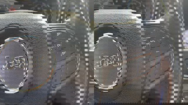 Used 2020 Jeep Cherokee Trailhawk w/ Cold Weather Group image 16