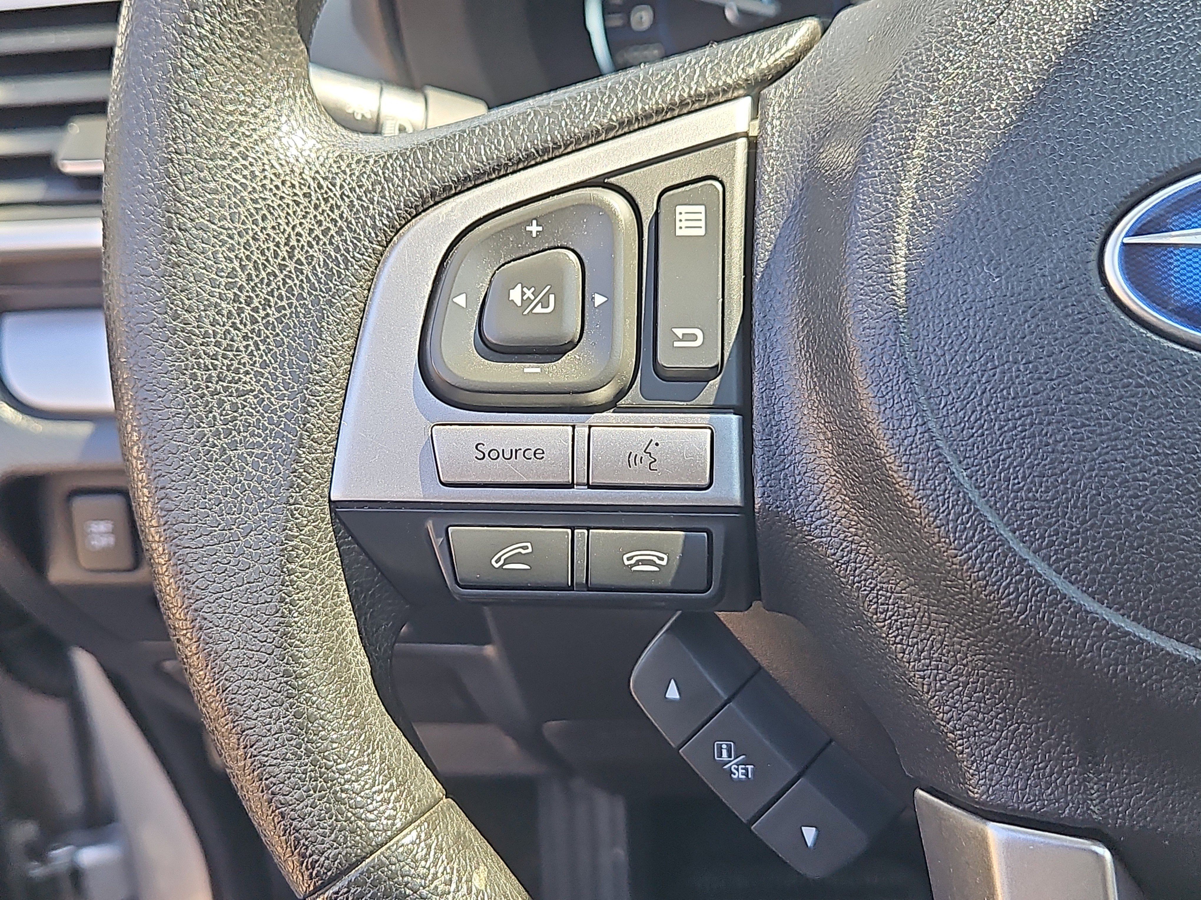 Used 2018 Subaru Forester 2.5i Premium image 14