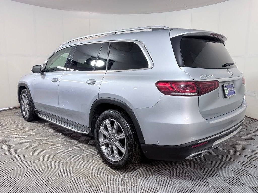 Used 2022 Mercedes-Benz GLS 450 4MATIC image 4