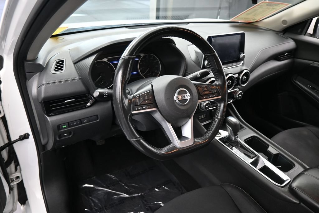Used 2021 Nissan Sentra SV FWD image 11