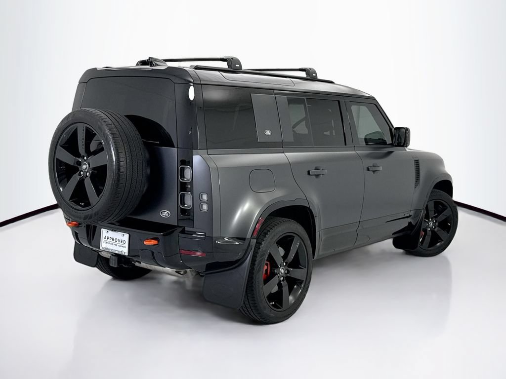 Used 2023 Land Rover Defender 110 X AWD/4WD image 5