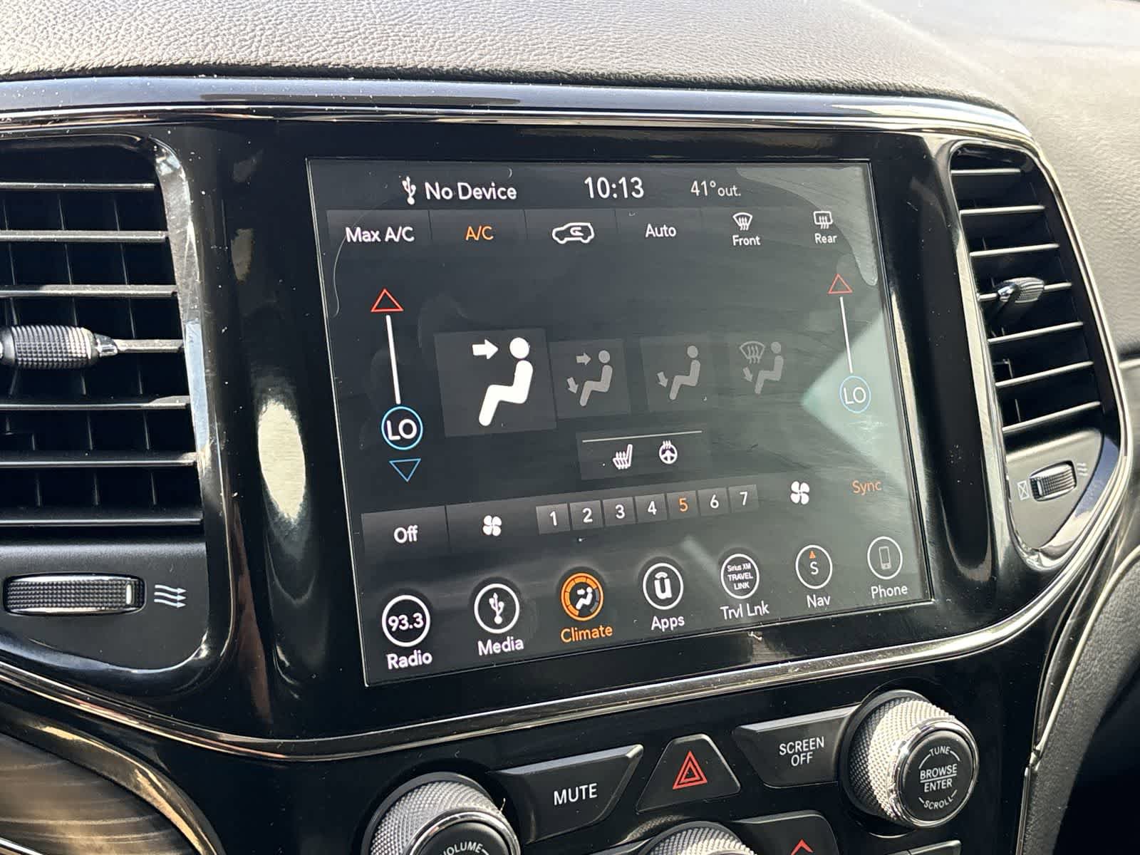Certified 2019 Jeep Grand Cherokee Limited X AWD/4WD image 19
