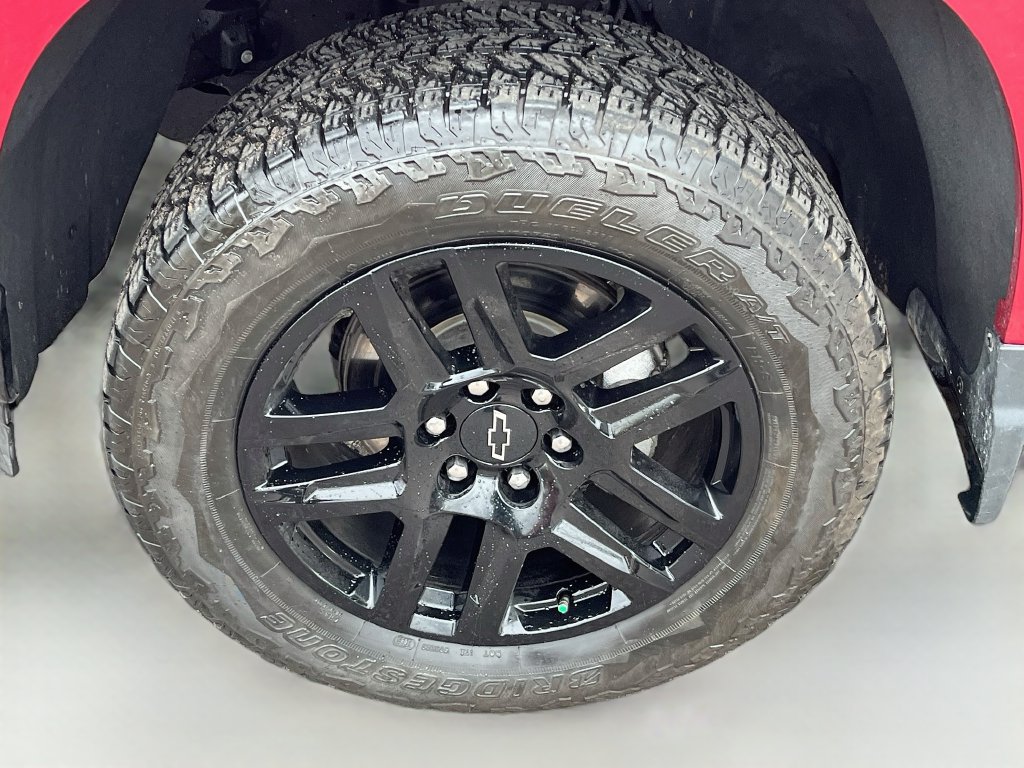 Used 2026 Chevrolet Silverado 1500 LT Trail Boss w/ LT Trail Boss Premium Package AWD/4WD image 31