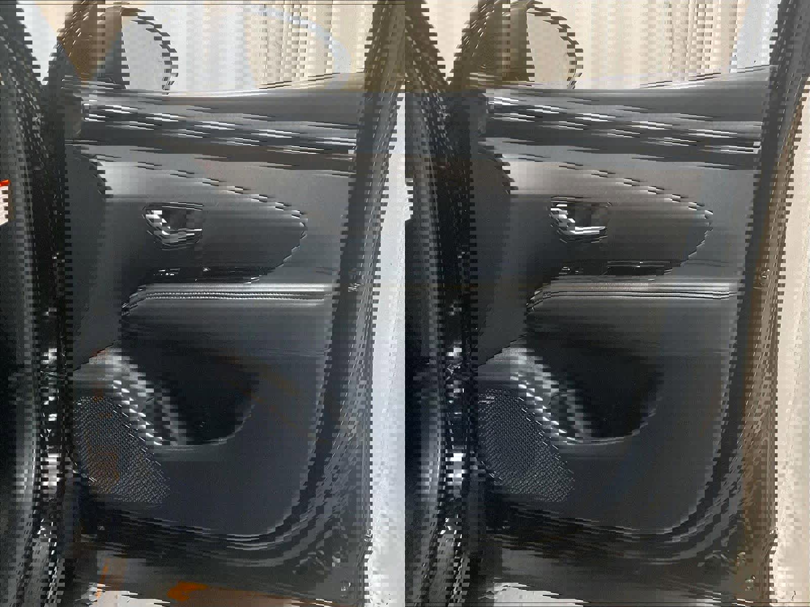 Used 2023 Hyundai Tucson Limited w/ Cargo Package image 12