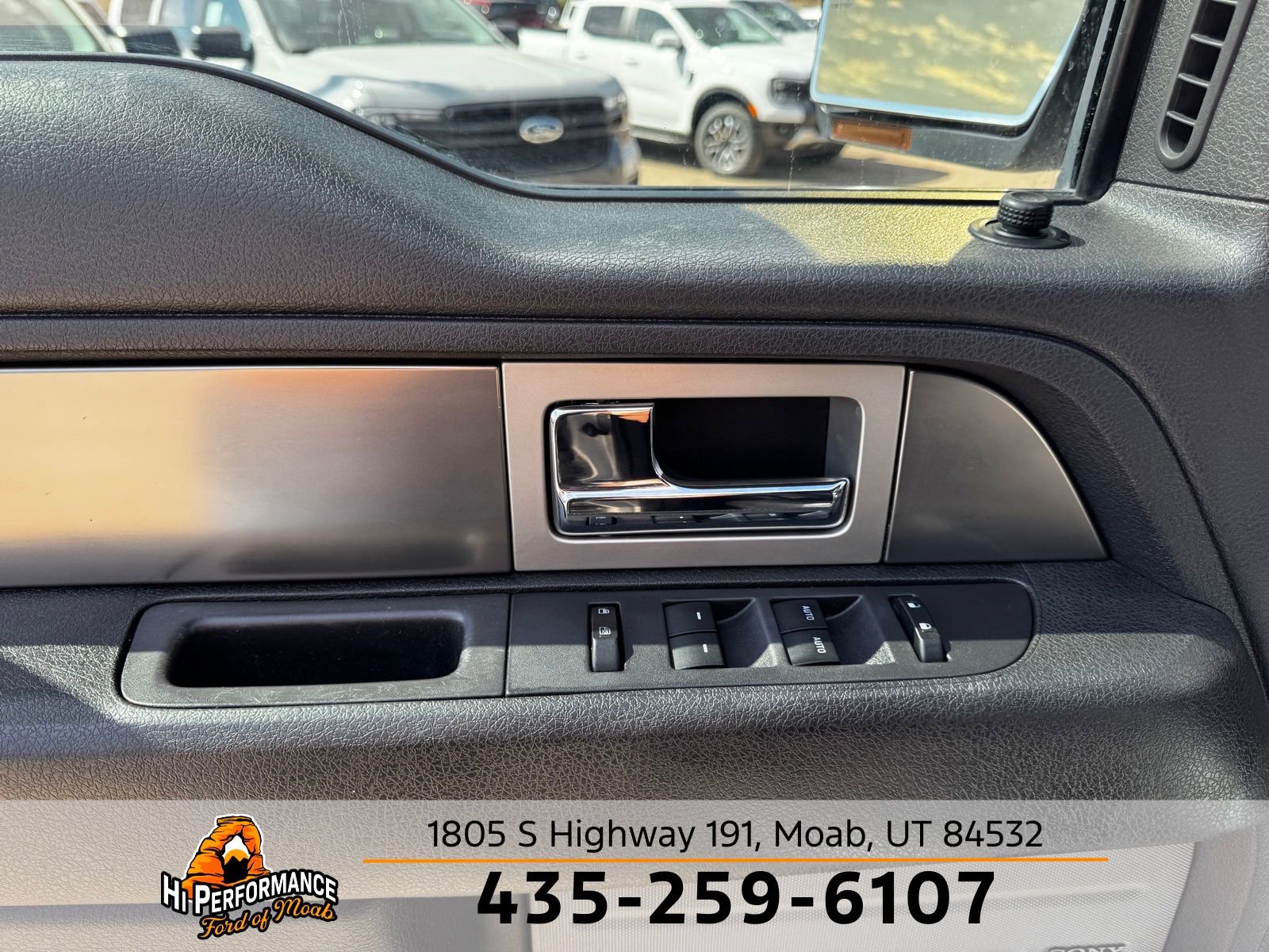 Used 2014 Ford F150 Raptor w/ Equipment Group 801A Luxury AWD/4WD image 16