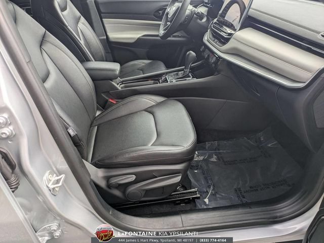 Used 2025 Jeep Compass Limited AWD/4WD image 30