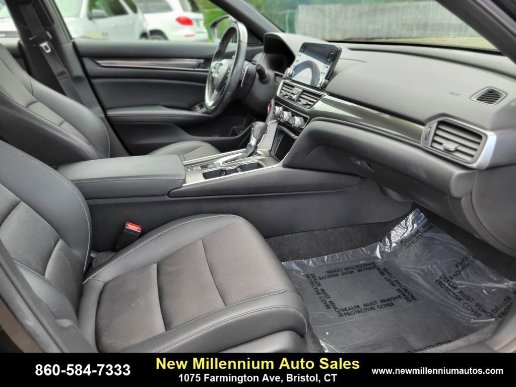 Used 2022 Honda Accord Sport image 11