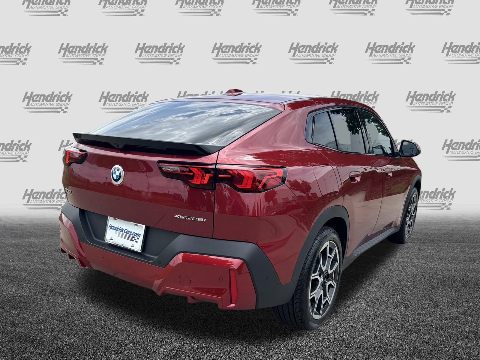 Certified 2025 BMW X2 xDrive28i AWD/4WD image 11