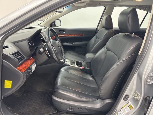 Used 2012 Subaru Legacy 3.6R Limited w/ Utility Pkg 1 AWD/4WD image 22