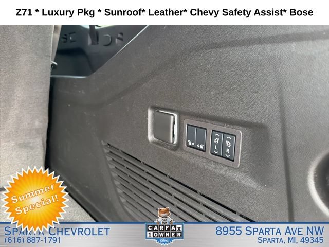 Used 2024 Chevrolet Suburban Z71 w/ Luxury Package AWD/4WD image 12