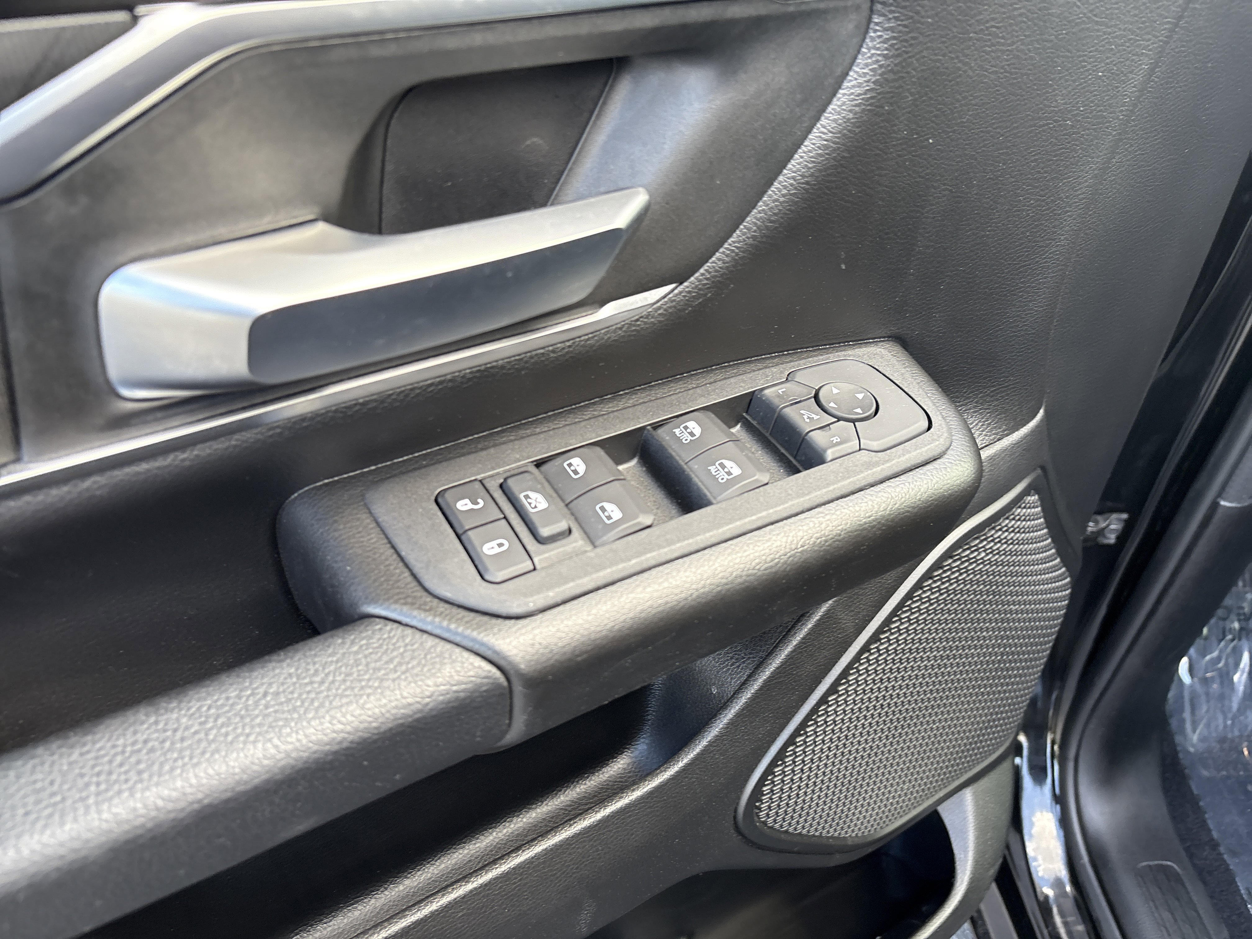 Certified 2025 RAM 1500 Big Horn AWD/4WD image 15