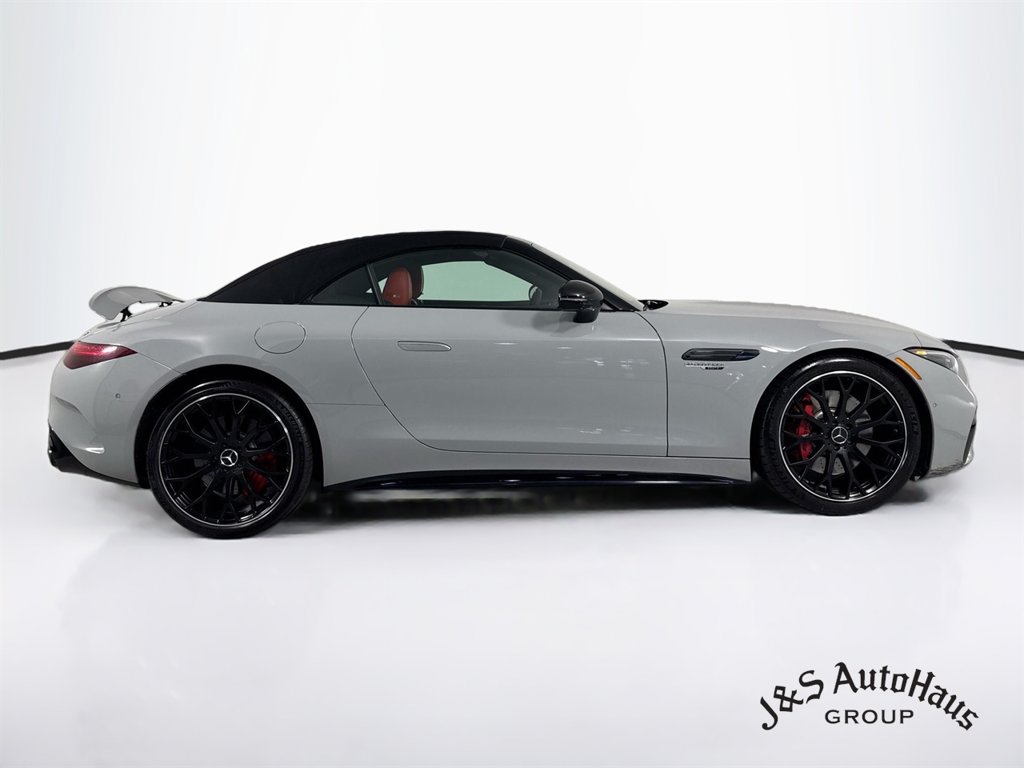 Used 2022 Mercedes-Benz SL 55 AMG 4MATIC w/ Driver Assistance Package image 52