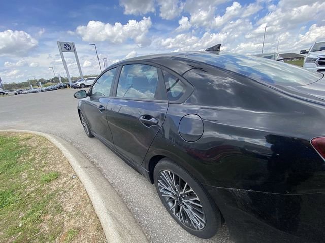 Used 2023 Kia Forte GT-Line w/ GT-Line Technology Package image 6