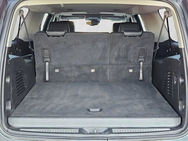 Used 2020 Chevrolet Suburban LT image 6