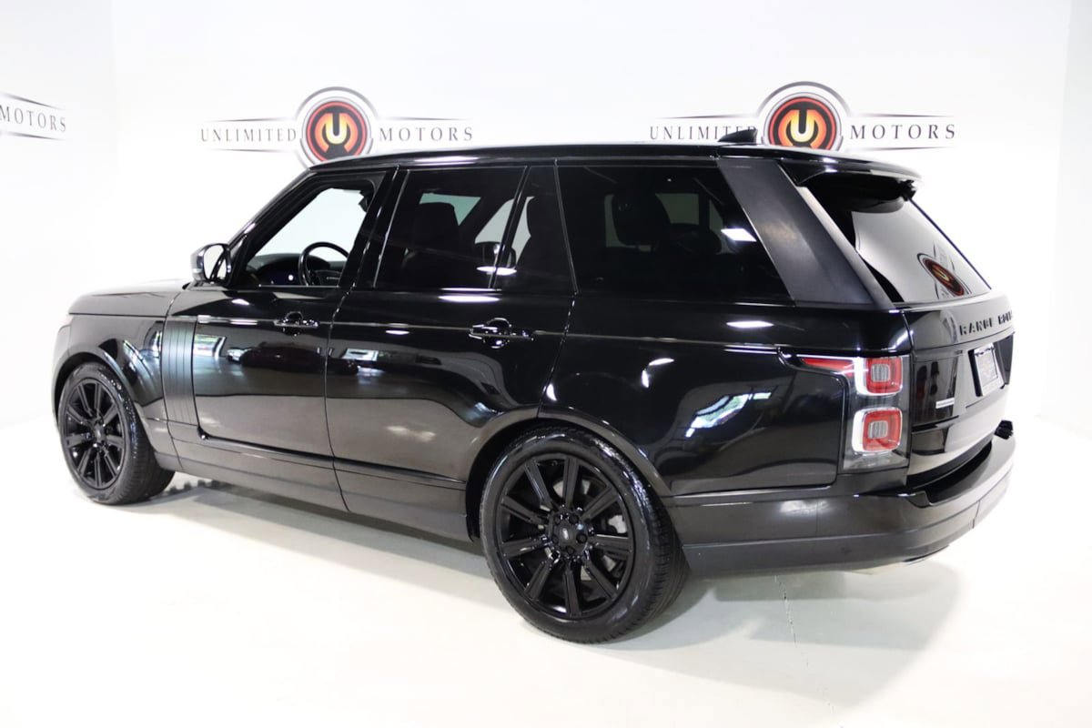 Used 2018 Land Rover Range Rover Supercharged AWD/4WD image 3
