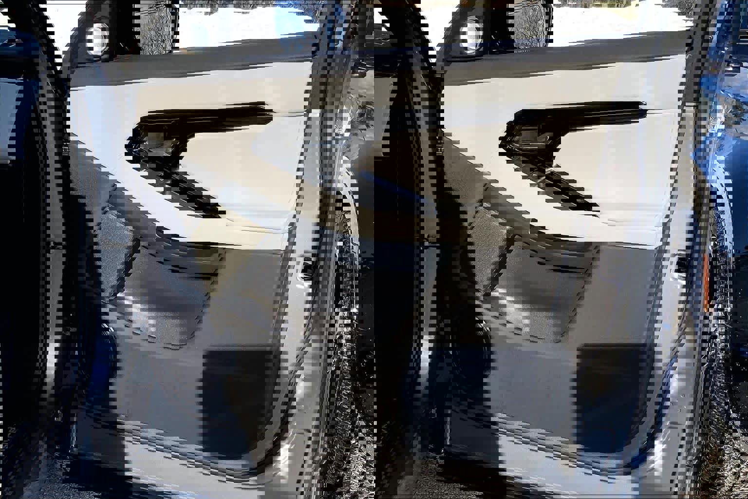 Certified 2026 Land Rover Range Rover Evoque Dynamic SE image 22