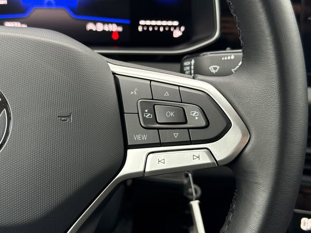 Certified 2025 Volkswagen Jetta S image 32