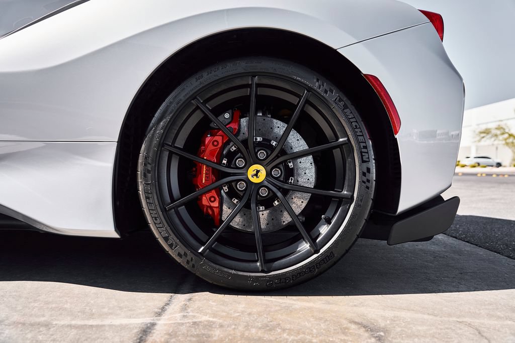 Used 2020 Ferrari 488 Pista Coupe RWD image 19
