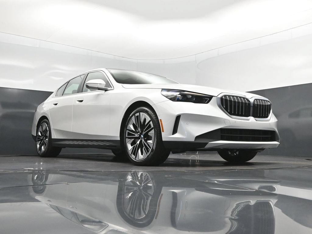 New 2027 BMW 540i xDrive w/ Premium Package AWD/4WD image 44