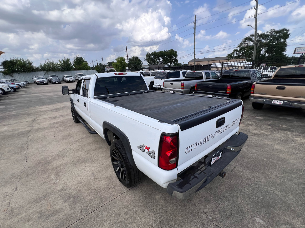 Used 2004 Chevrolet Silverado 2500 W/T image 18