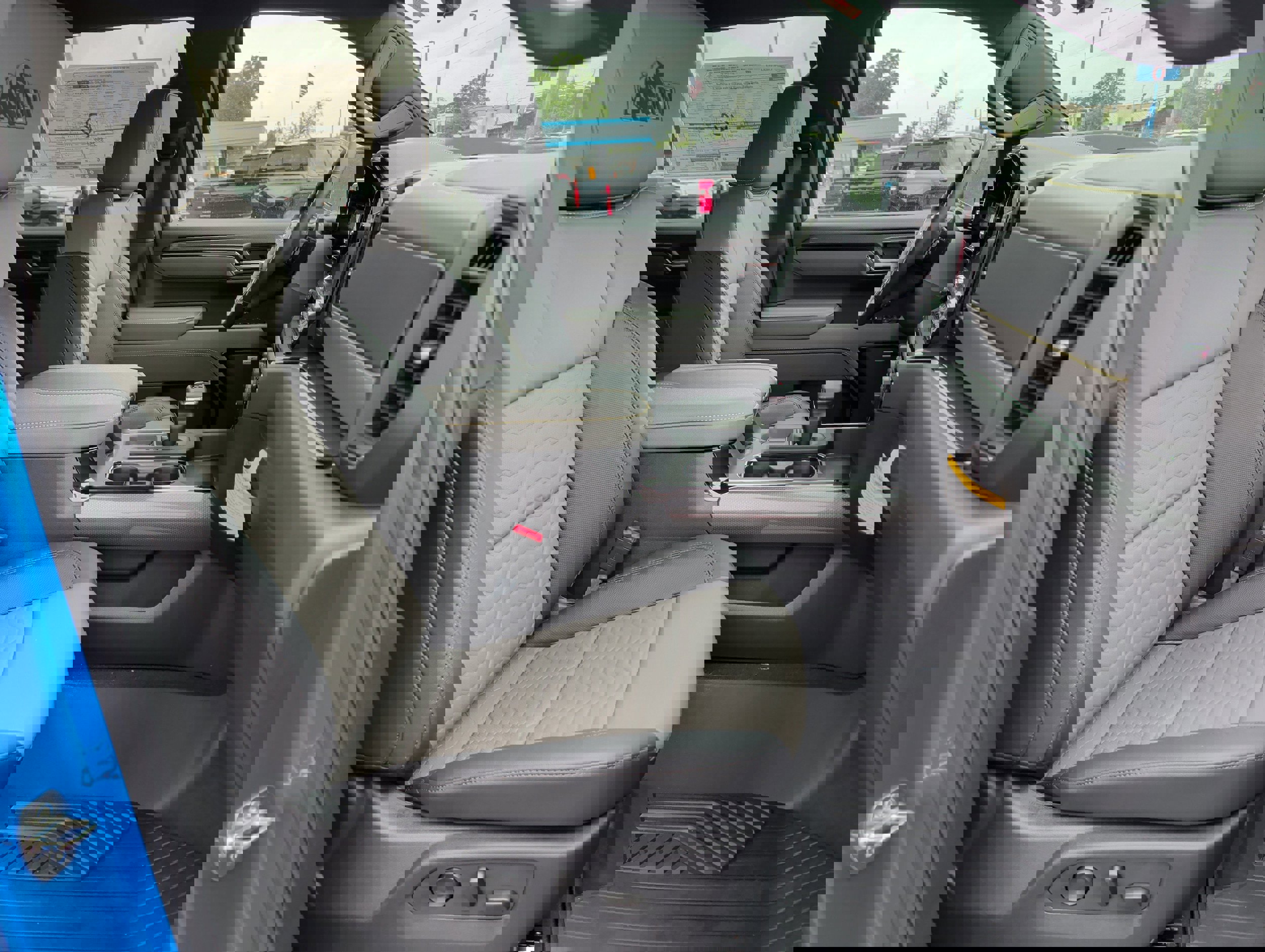 New 2025 Chevrolet Silverado 1500 ZR2 w/ ZR2 Bison Edition image 17