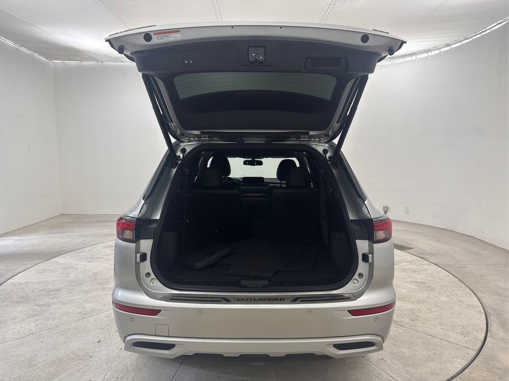 Used 2023 Mitsubishi Outlander SEL FWD image 25