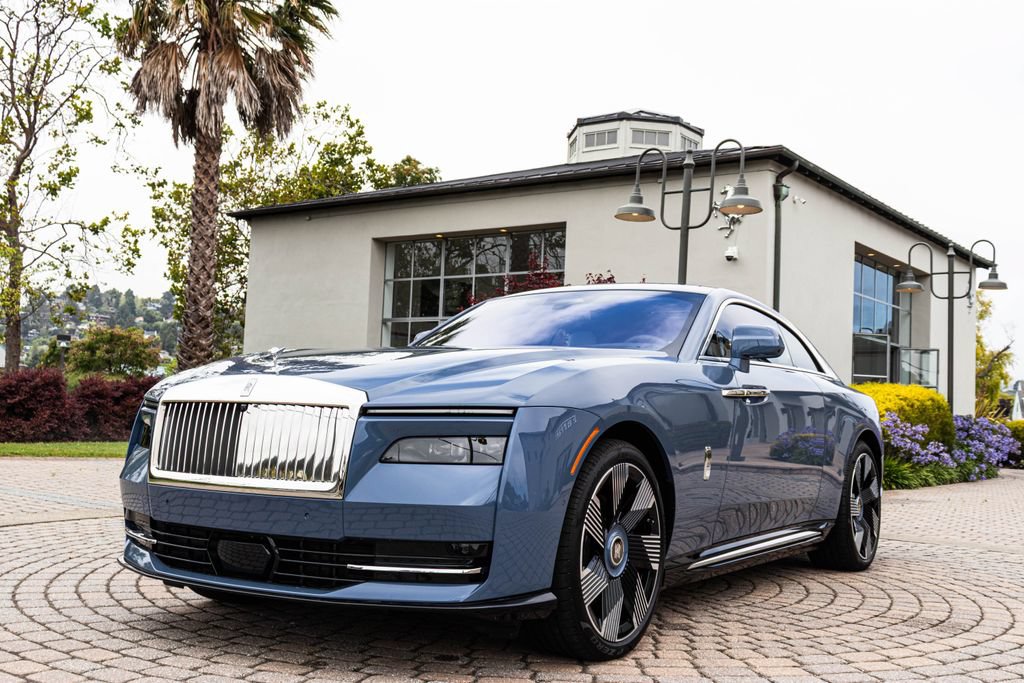 Used 2025 Rolls-Royce Spectre w/ Leather Finishing Pack AWD/4WD image 29