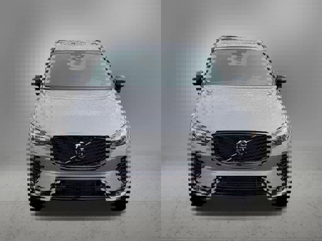 New 2026 Volvo XC60 B5 Plus w/ Protection Package Premier image 9