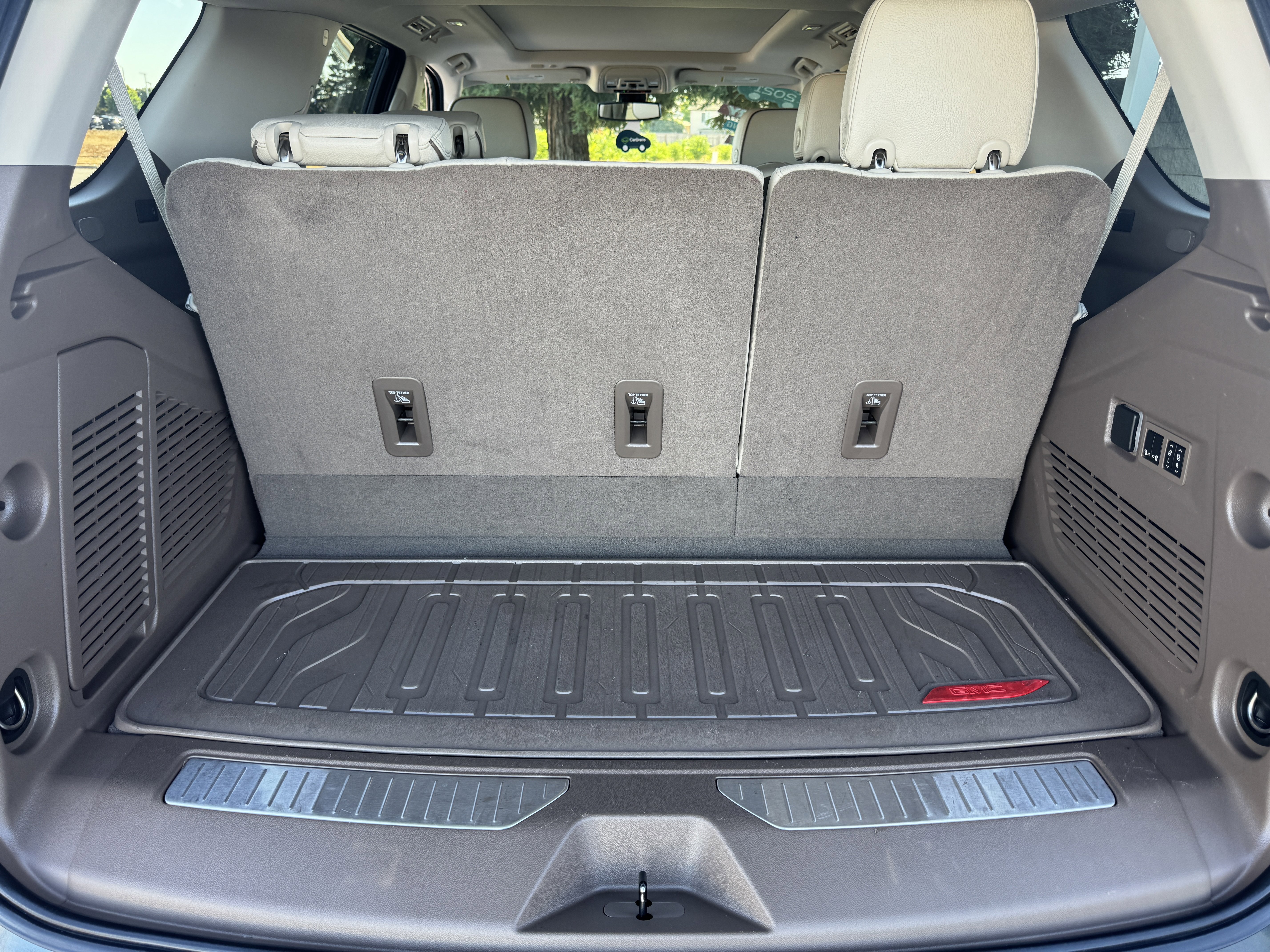 Certified 2021 GMC Yukon Denali image 19