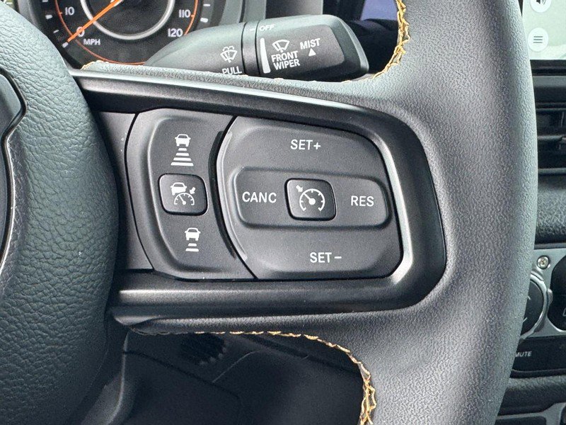 Used 2024 Jeep Gladiator Sport image 18