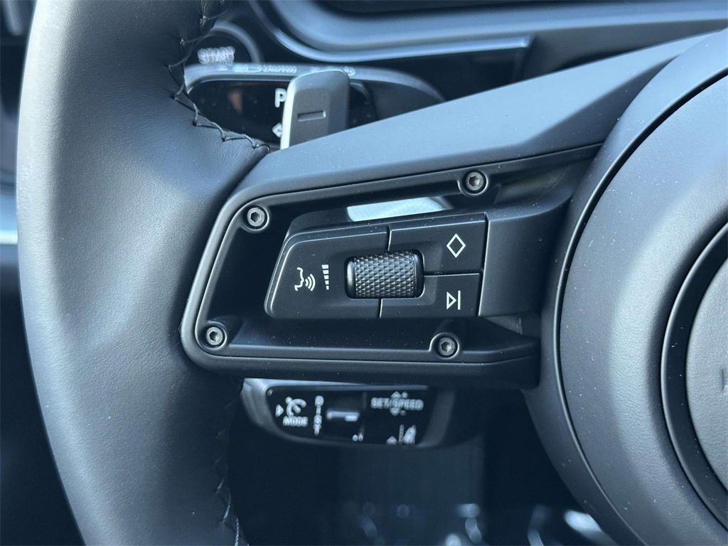 New 2026 Porsche Cayenne S image 22