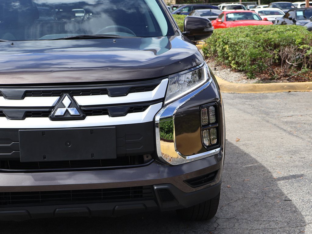 Used 2024 Mitsubishi Outlander Sport SE image 11