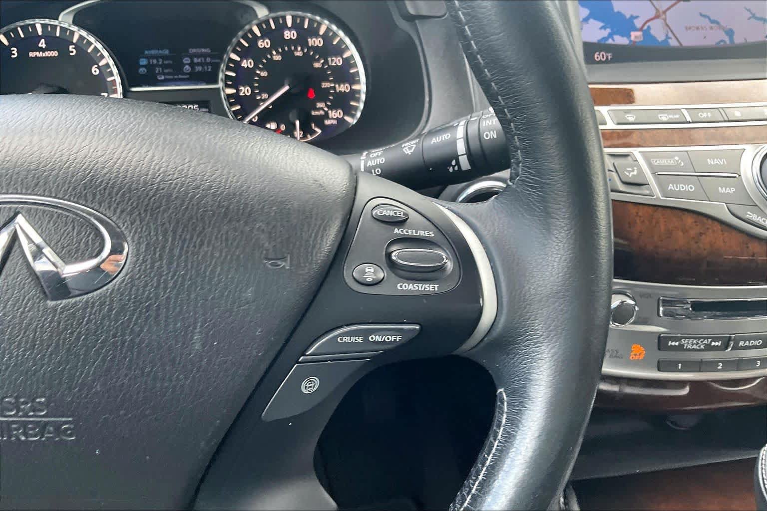 Used 2018 INFINITI QX60 Luxe w/ Deluxe Technology Package AWD/4WD image 26