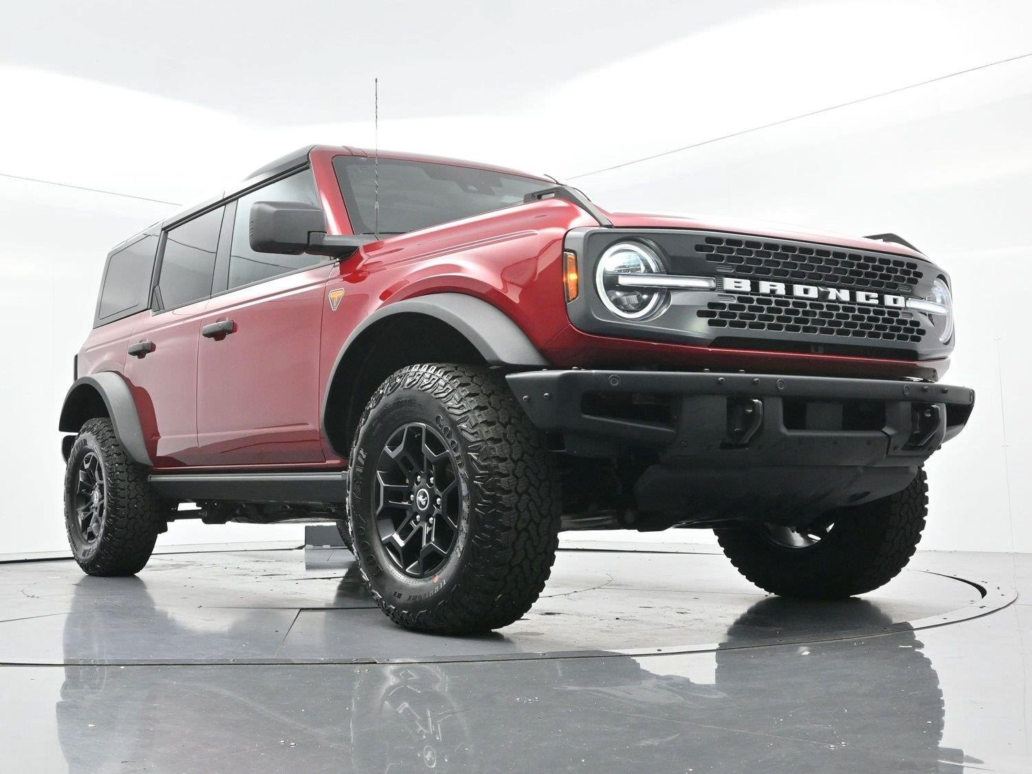 Used 2026 Ford Bronco Badlands AWD/4WD image 44