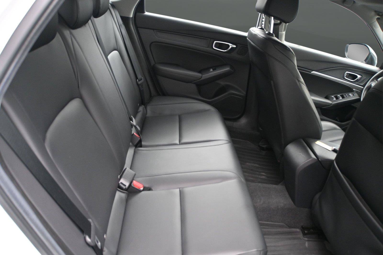 Certified 2025 Acura Integra FWD image 18