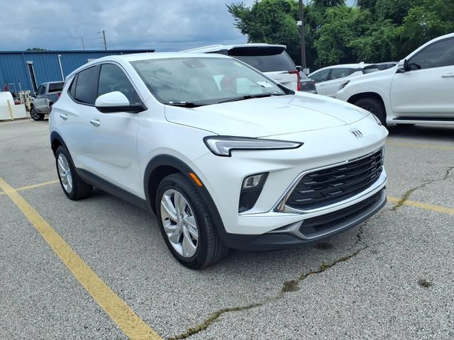 Used 2025 Buick Encore GX Preferred FWD image 4