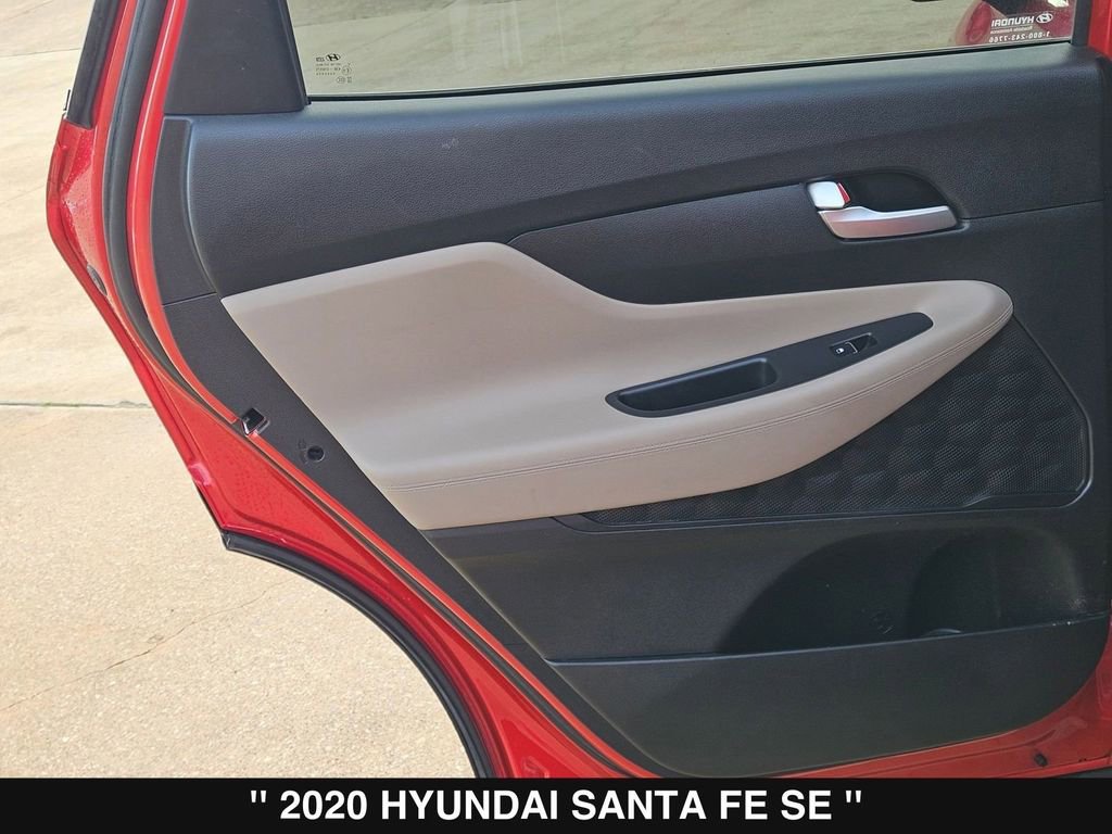 Used 2020 Hyundai Santa Fe SE FWD image 18