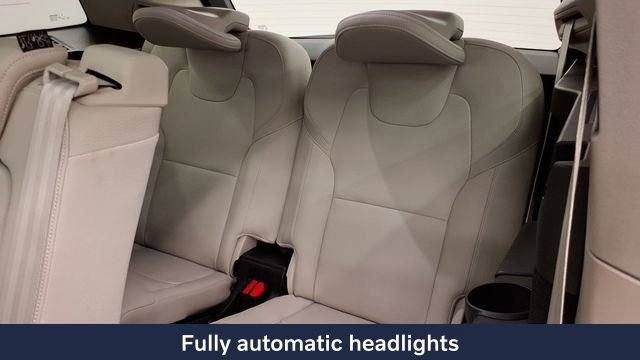 Used 2024 Volvo XC90 B5 Plus w/ Protection Package Premier image 23