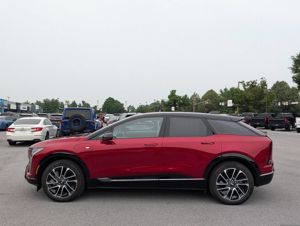 New 2026 Cadillac Optiq Sport 1 AWD/4WD image 4