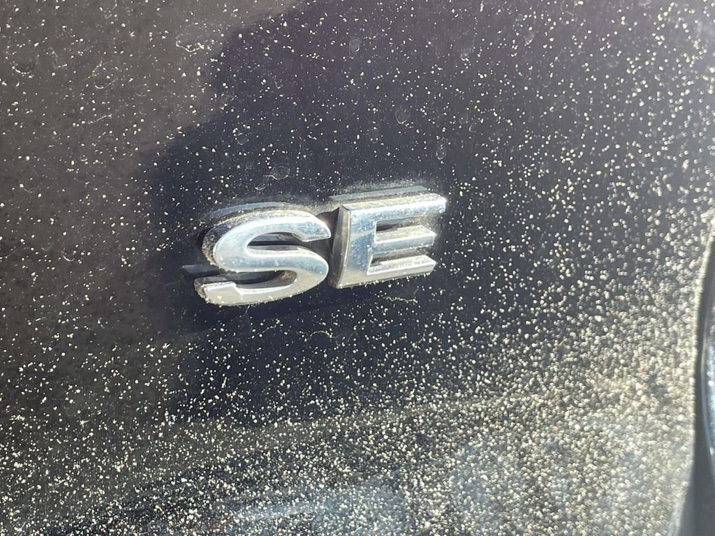 Used 2018 Ford EcoSport SE image 9