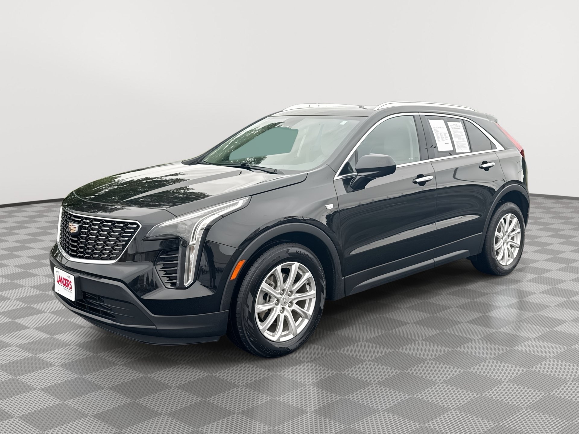 Certified 2021 Cadillac XT4 Luxury w/ Cold Weather Package