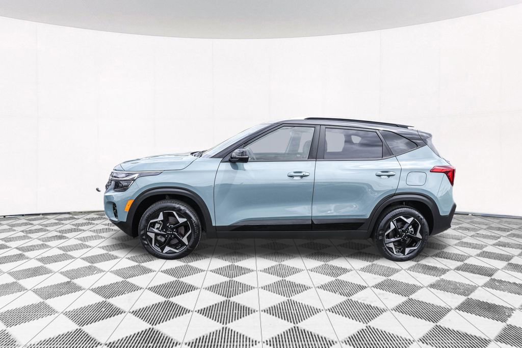 Used 2025 Kia Seltos S AWD/4WD image 7
