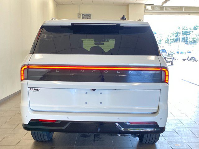 New 2027 Lincoln Navigator L Black Label AWD/4WD image 6