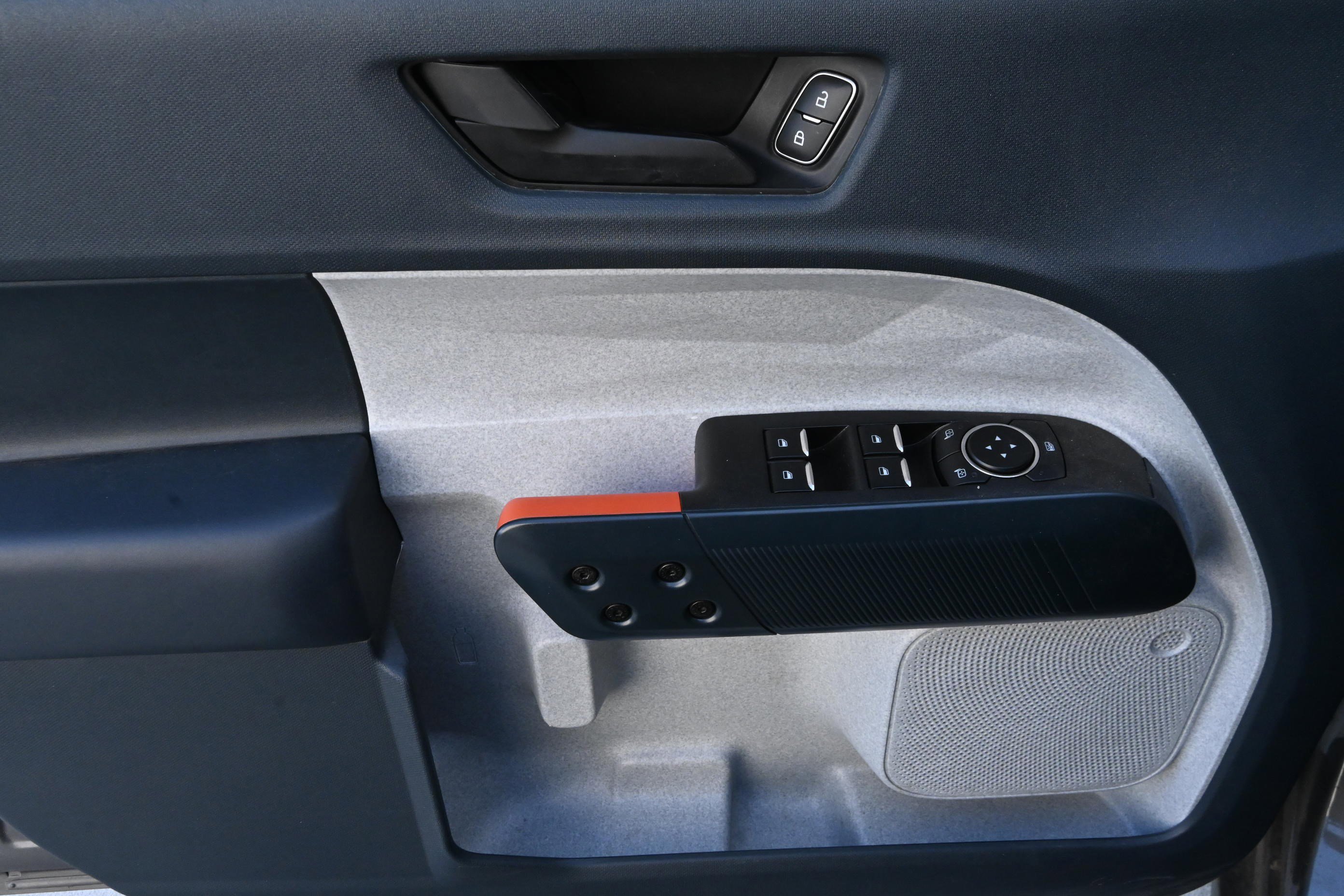 Used 2024 Ford Maverick XLT image 28