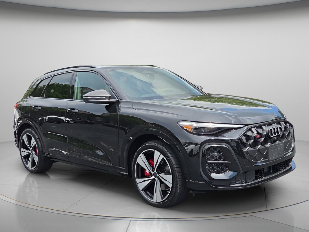 New 2026 Audi SQ5 Prestige AWD/4WD image 3
